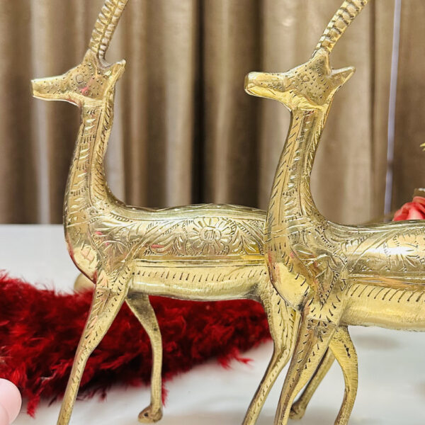 The Timeless Grace – Deer Duo - Image 3